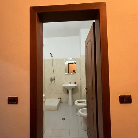 Apartment Apartment *